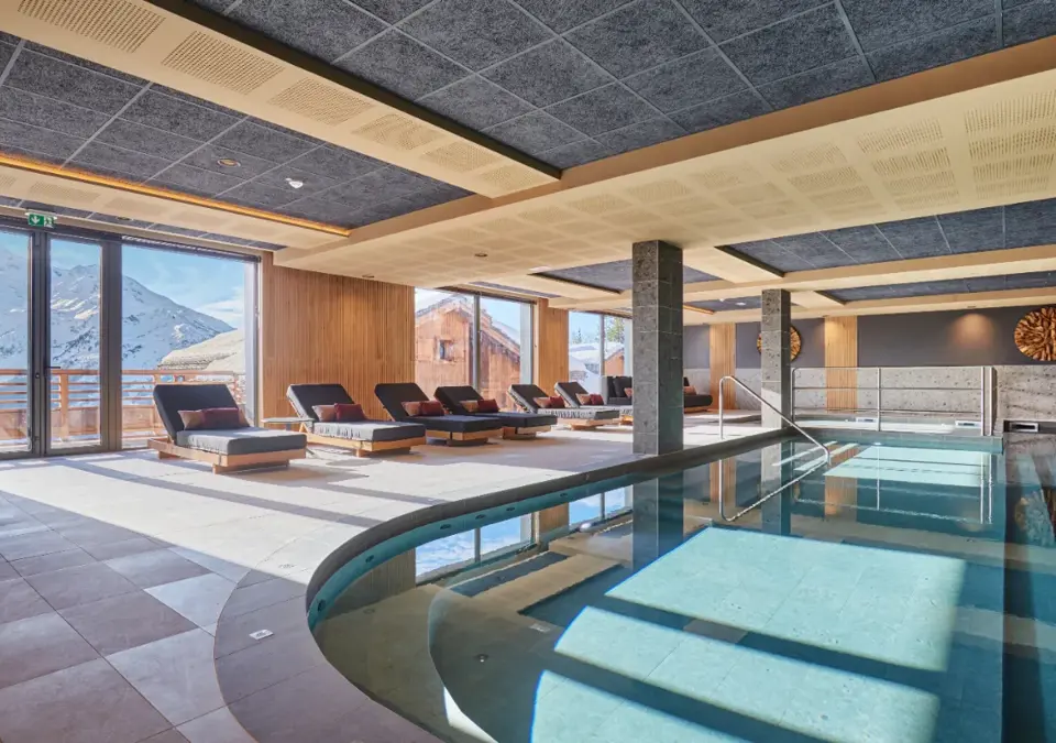 l'Ecrin Blanc-La Rosiere-Indoor pool.webp