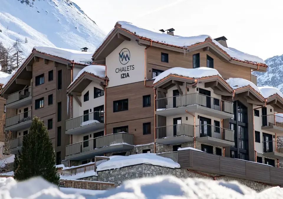 Izia-Val d'Isere-Exterior (6) (1).webp