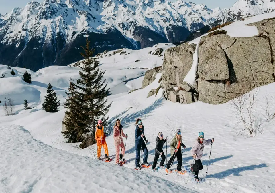 Oz 3300 snowshoeing (3).webp