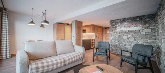 Duplex apartment 106 sleeping 6 (c.83m2):