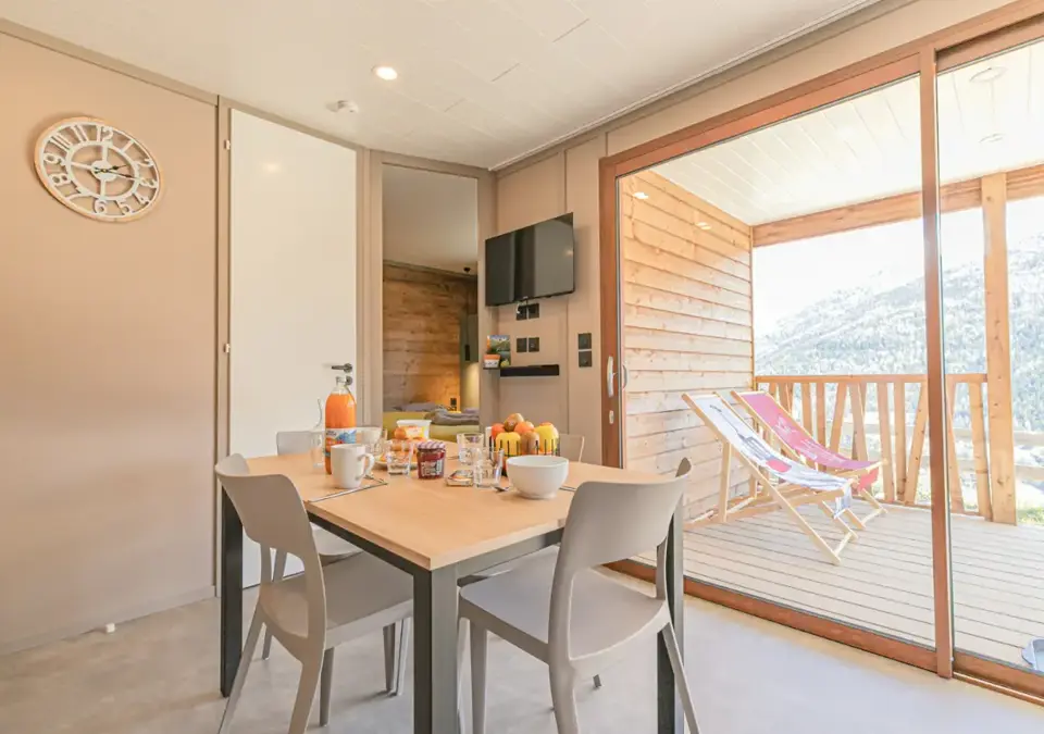 Camping La Buidonnière, Aussois-Chalet 4 pers (3).webp