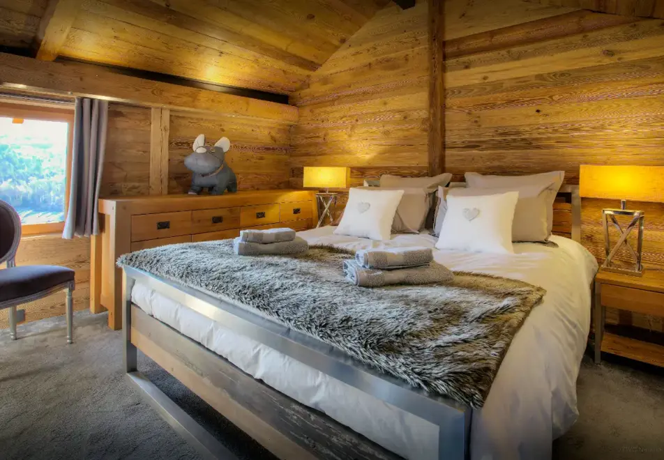 Chalet Kalyssia, Lake Annecy (self catered chalet) - Bedroom