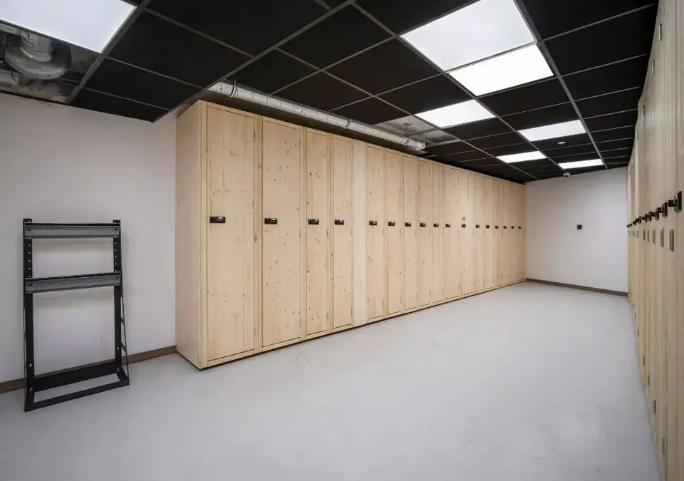 Freddie-Tignes 1800-Ski lockers