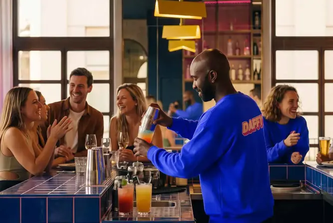 Daffy Briançon bar.webp