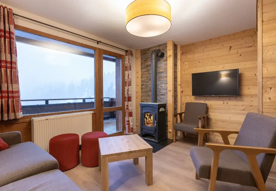 Les Balcons de Belle Plagne, Belle Plagne (self catered apartments) - Typical 6/8 apartment style