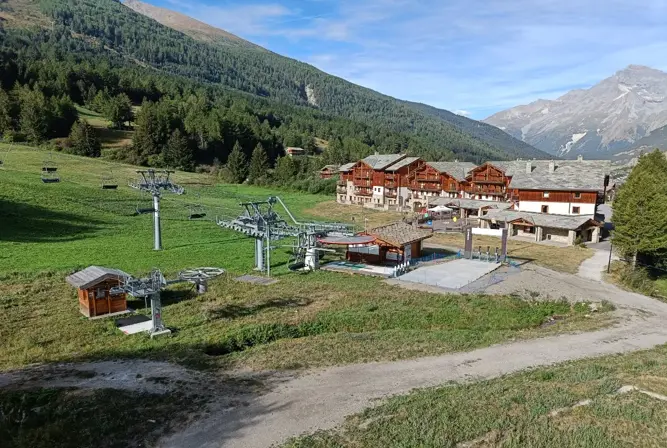 SUMMER - Chalets de Flambeau-Val Cenis-Educational (1).webp