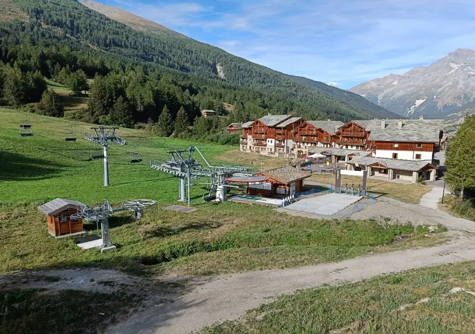 SUMMER - Chalets de Flambeau-Val Cenis-Educational (1).webp