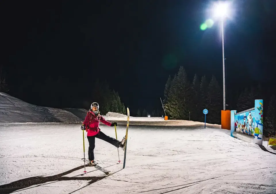 Manigod night skiing (4).webp