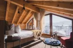 Daria-I Nor-Alpe d'Huez-Typical room styles (©Norman Giry) (1).webp