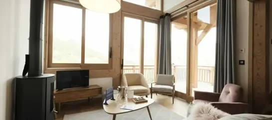 Cachette - 4 bedroom sleeping 6/8 (c.90m2):