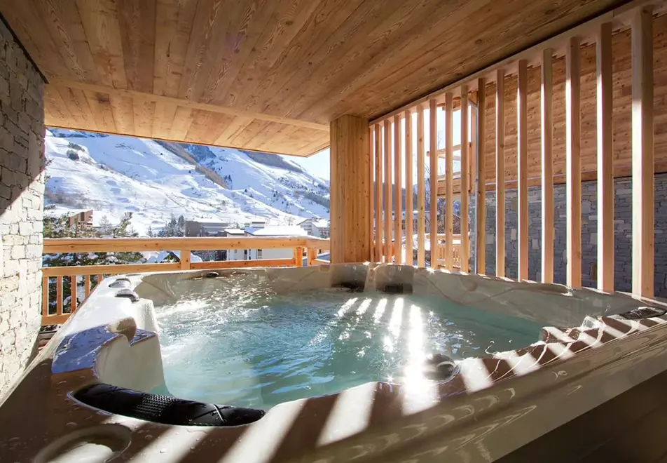 Panthere des Neiges, Les Deux Alpes (self catered chalet) - Hot tub