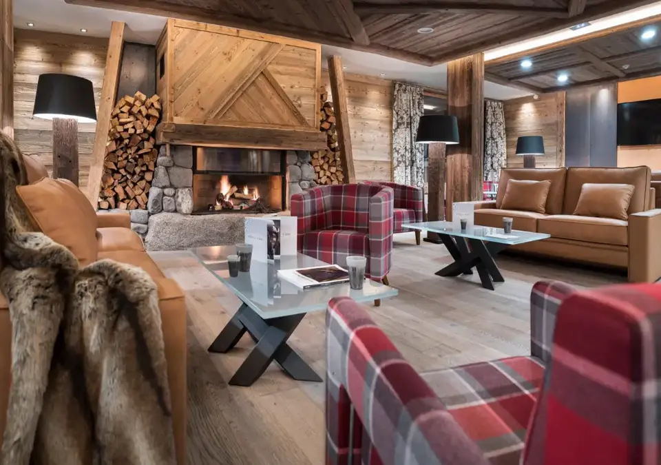 Le Cristal de Jade-Chamonix-Reception lounge.webp