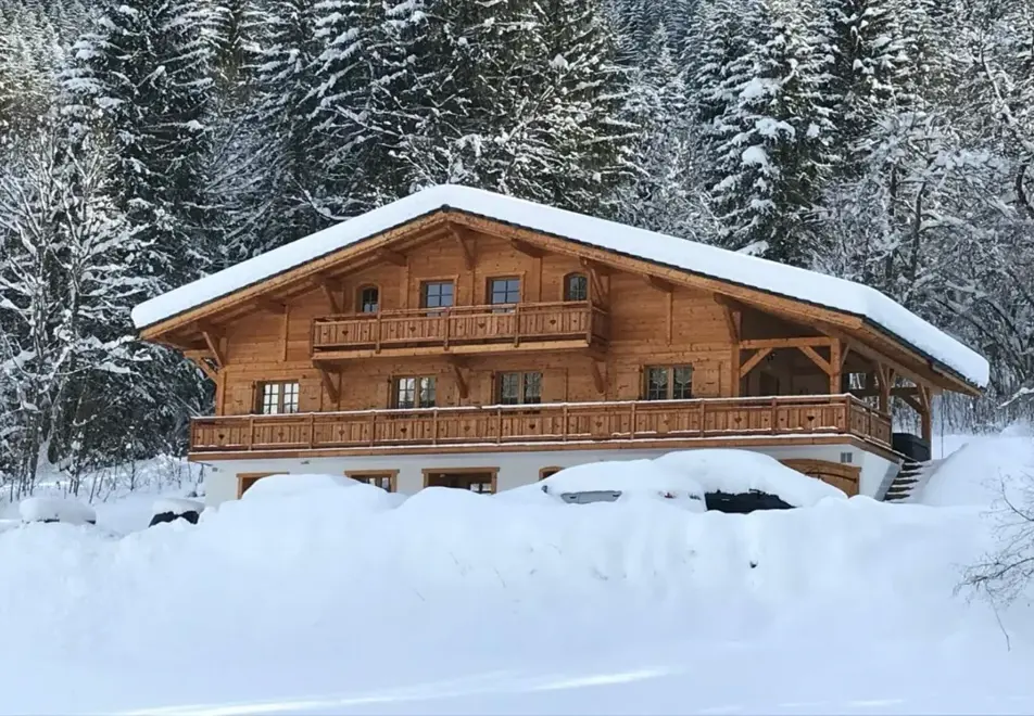 Chalet Le Refuge, Chatel (self catered chalet)
