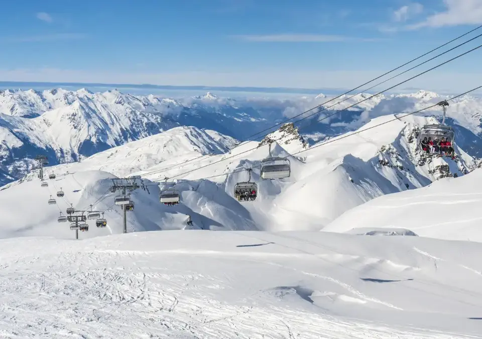 St Martin de Bellevile chairlift.webp
