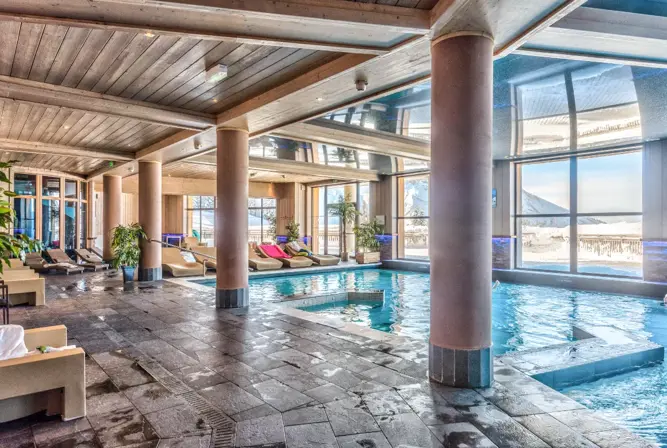 Amara, Avoriaz-Indoor heated pool (3).webp
