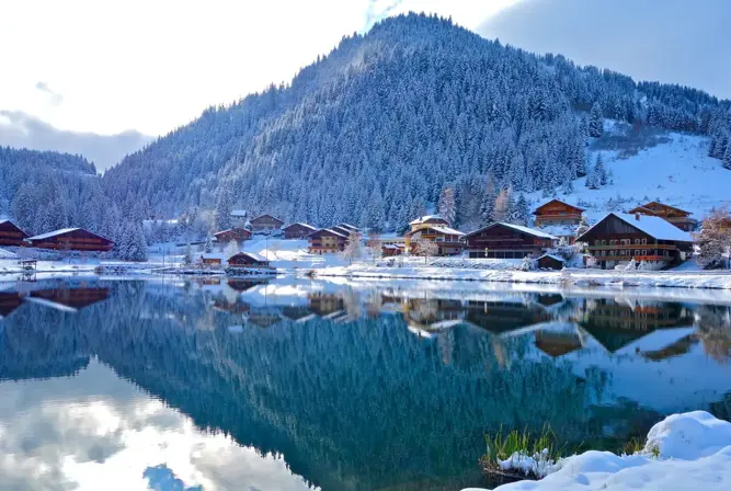 Chatel le-lac-de-vonnes-9768 (1).webp