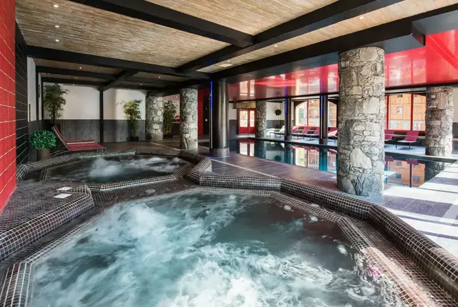 Le Telemark-Tignes le Lac-Hot tub (1).webp