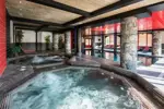 Le Telemark-Tignes le Lac-Hot tub (1).webp