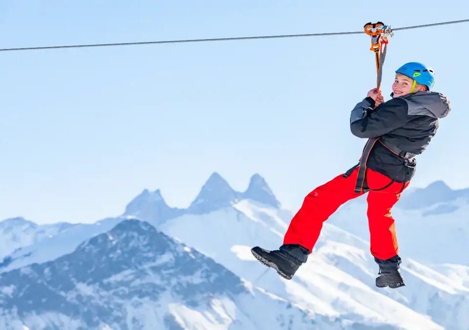 La Toussuire ski resort zipline (©Tiphaine Buccino).webp