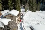 Snowshoeing ©Guillaume-Grasset-Office-de-Tourisme-de-Pralognan-la-Vanoise (1).webp